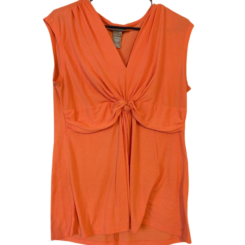 Sleeveless blouse